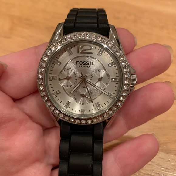 Fossil watch with Stones - black rubber bands - Picture 3 of 8